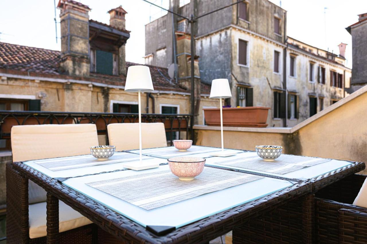 San Marco Luxury Loft With Terrace Appartement Venetië