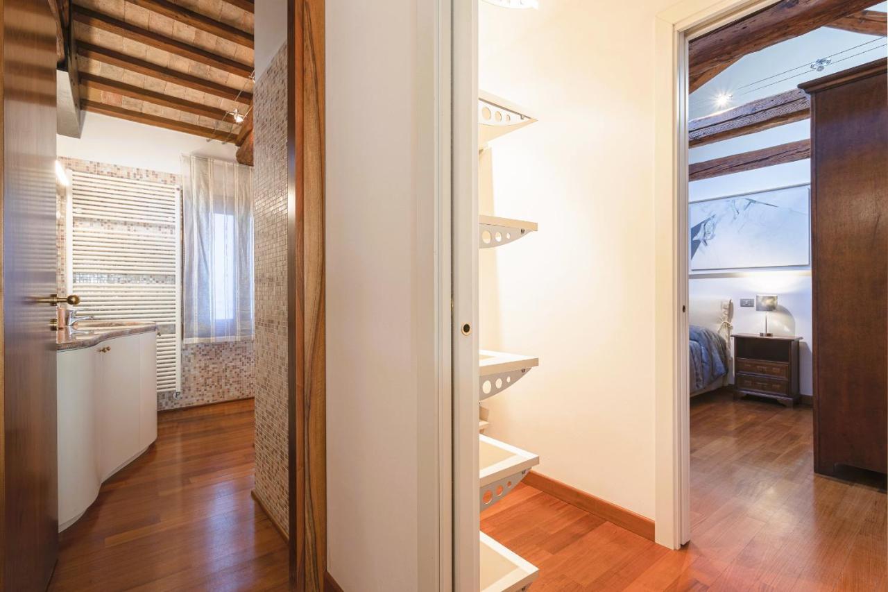San Marco Luxury Loft With Terrace Appartement Venetië