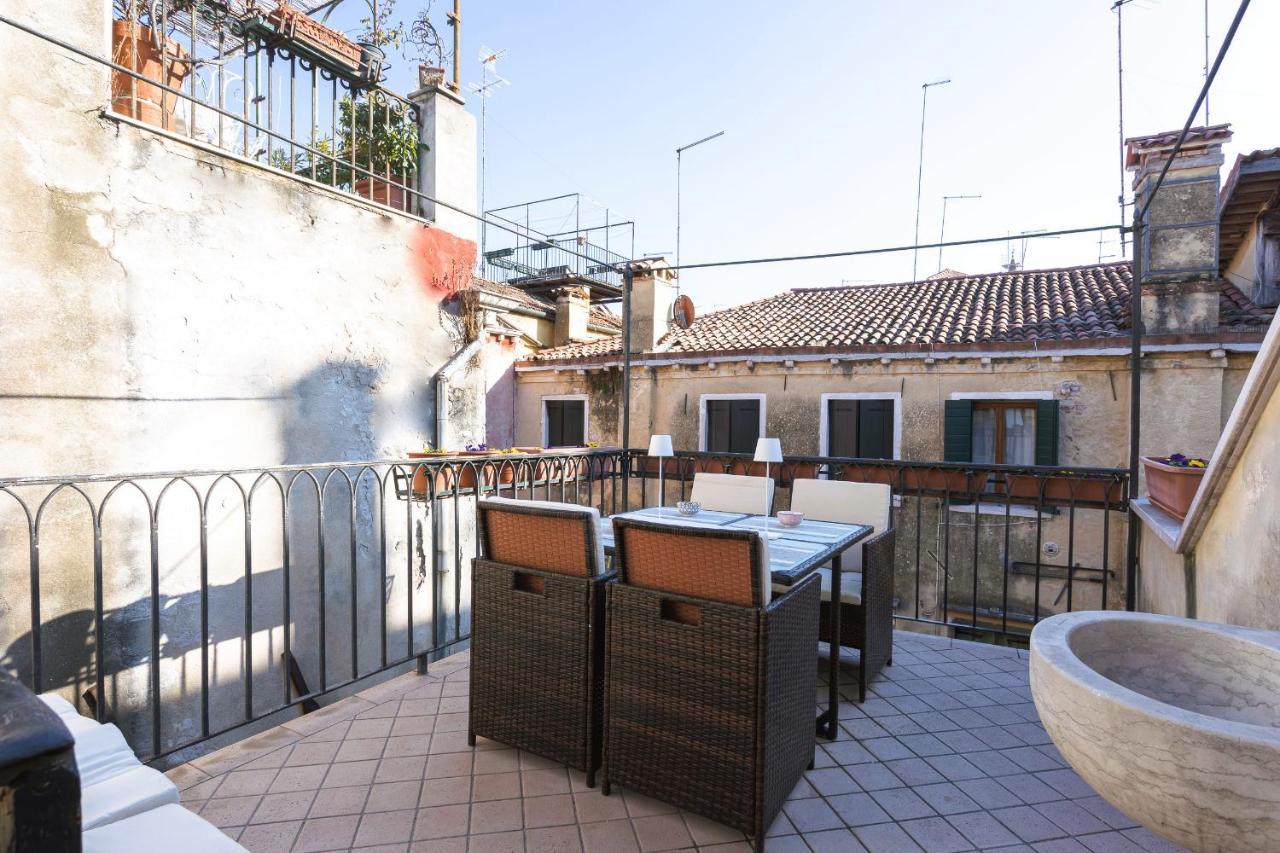 San Marco Luxury Loft With Terrace * Venedig
